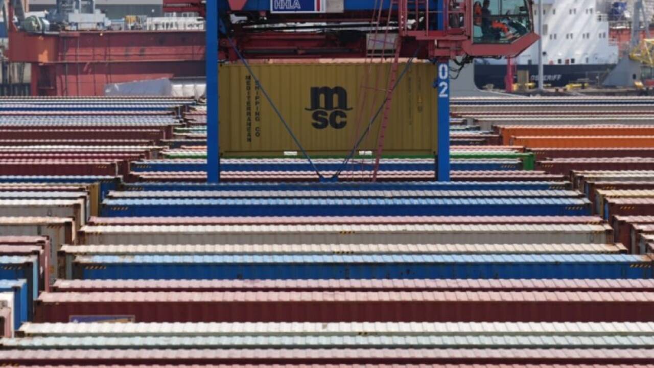 Zölle erhöhen die Kosten und treffen Wirtschaft und Verbraucher 