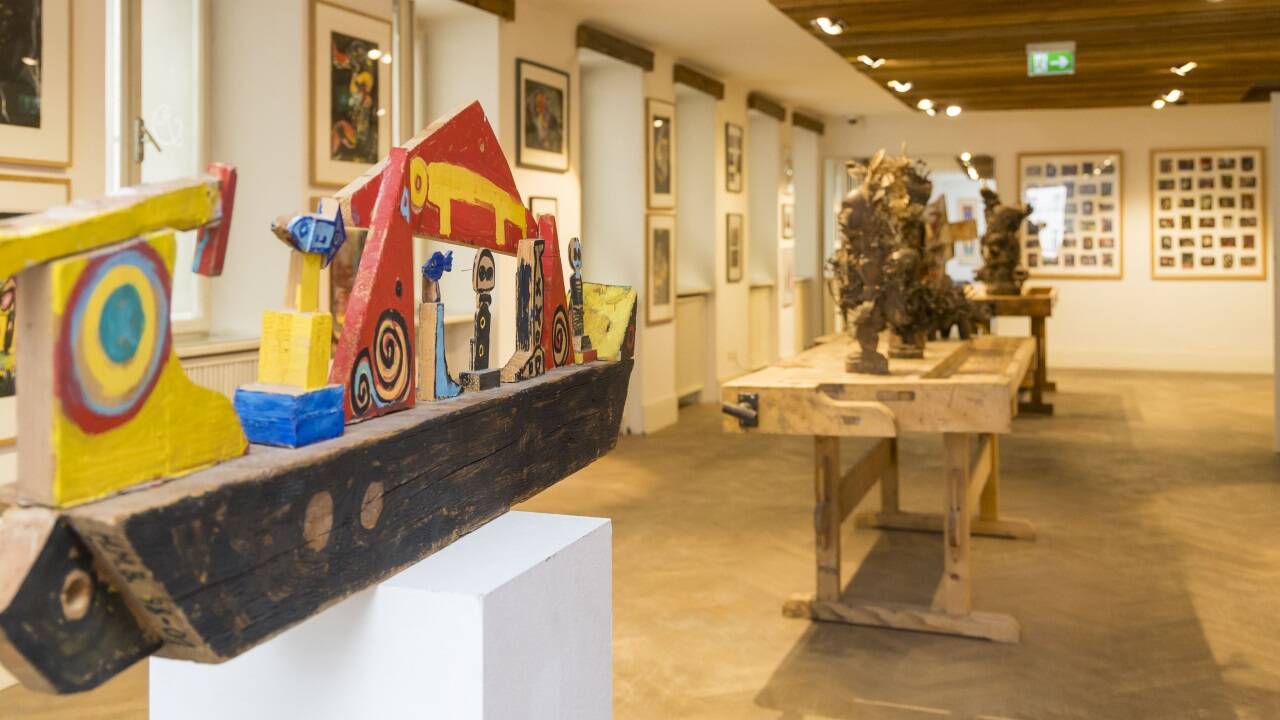 Susanne Wiebe zeigt in ihrem Pop-up am Rudolfskai Mode und Kunst.  