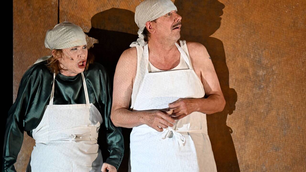 Szene aus „Die letzten Tage der Menschheit“ auf der Pernerinsel. 