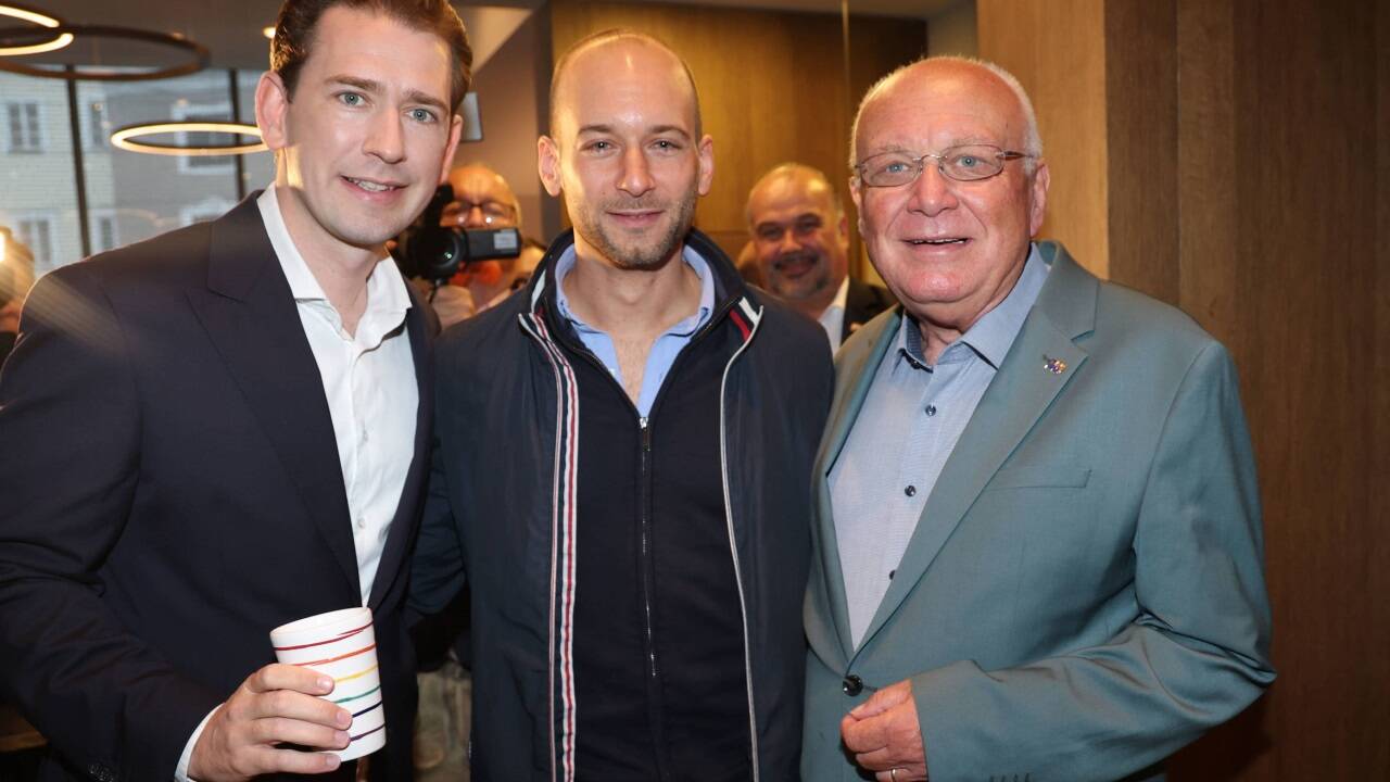 Sebastian Kurz mit Altlandeshauptmann Franz Schausberger und Sohn Alexander. 