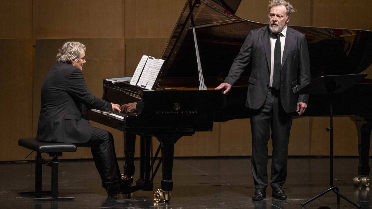 Bariton Christian Gerhaher und Pianist Gerold Huber im Haus für Mozart. 