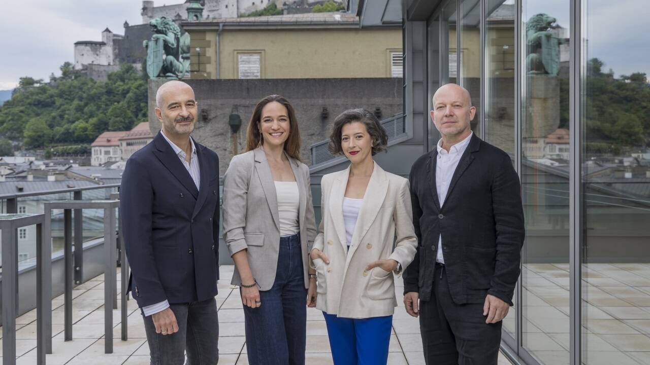 Antonello Manacorda (Musikalische Leitung), Kate Lindsey (Elisabetta), Lisette Oropesa (Maria Stuarda), Ulrich Rasche (Regie) 