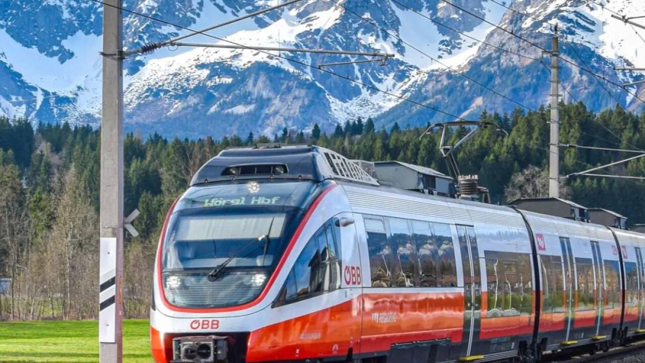 Die ÖBB setzen auf ein Frühwarnsystem und bauliche Schutzmaßnahmen, um derartige Unfälle zu verhindern. Die ÖBB setzen auf ein Frühwarnsystem und bauliche Schutzmaßnahmen, um derartige Unfälle zu verhindern.