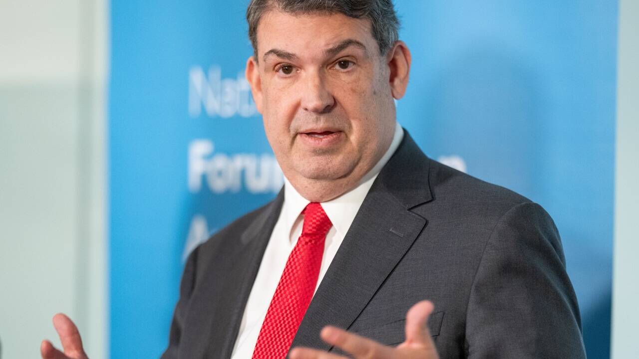 Ist mit Kritik aus den eigenen Reihen konfrontiert: der Präsident der Israelitischen Kultusgemeinde Oskar Deutsch.  