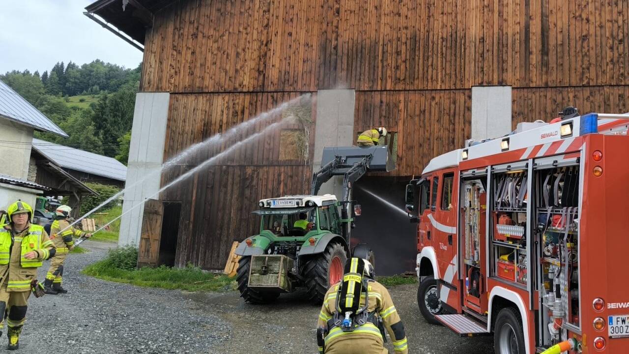 Bilder vom Brandeinsatz in Bruck. 
