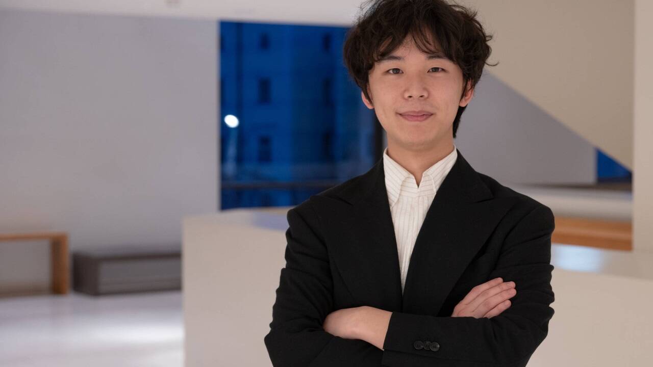  Jong-Jie Yin. 