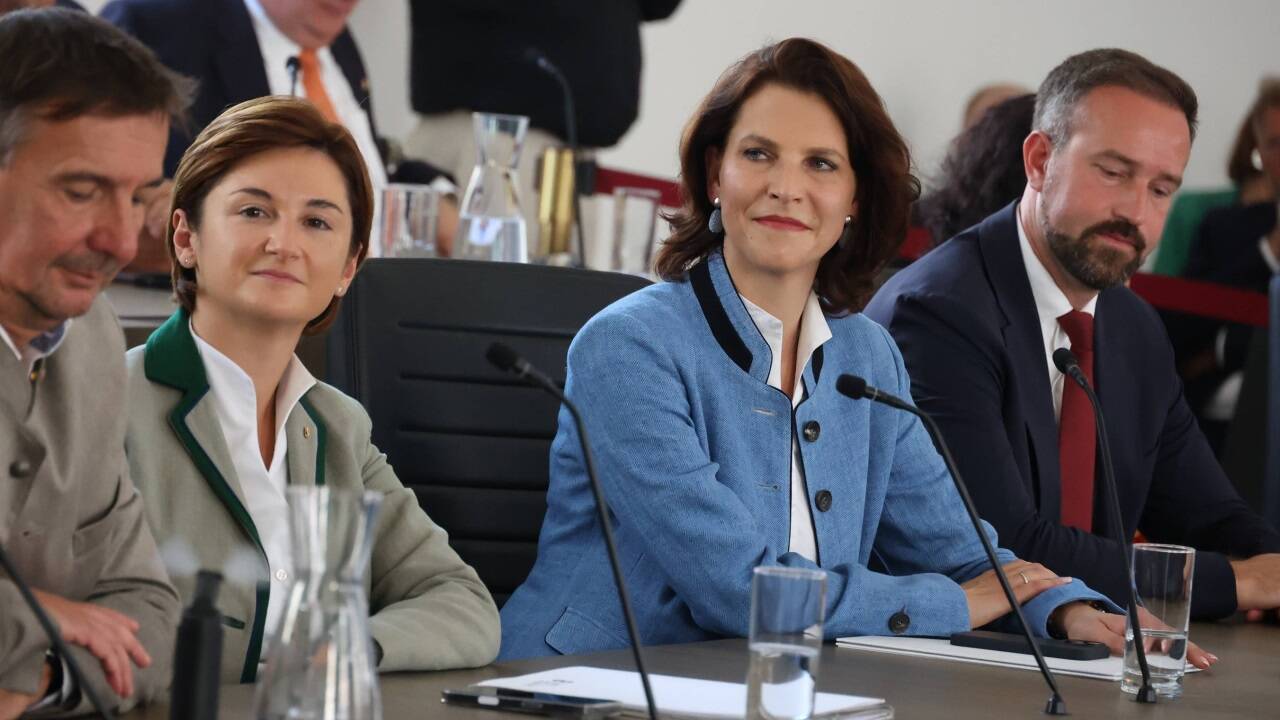 Die Landesregierung wird sich im Herbst wohl eine Nulllohnrunde verordnen.  