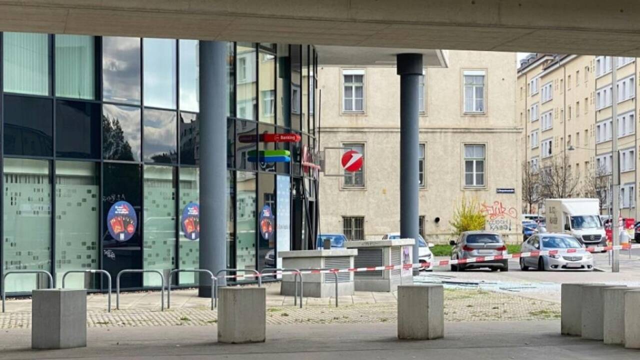 Bilder vom damaligen Tatort in der Vorgartenstraße 