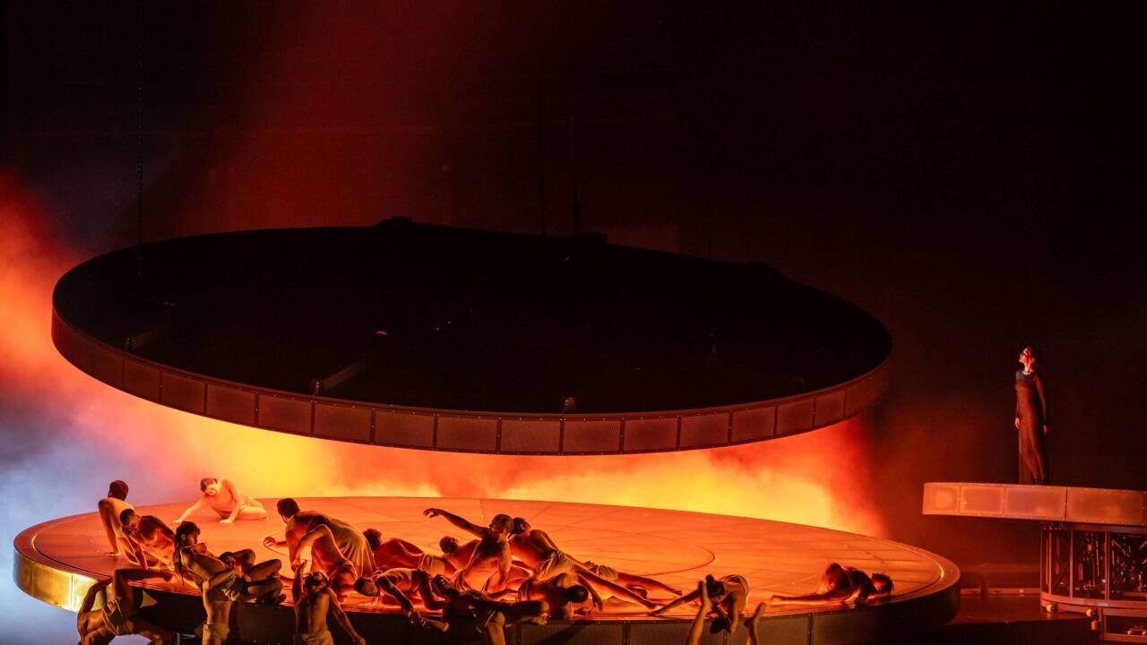 Szene aus „Maria Stuarda“ bei den Salzburger Festspielen  