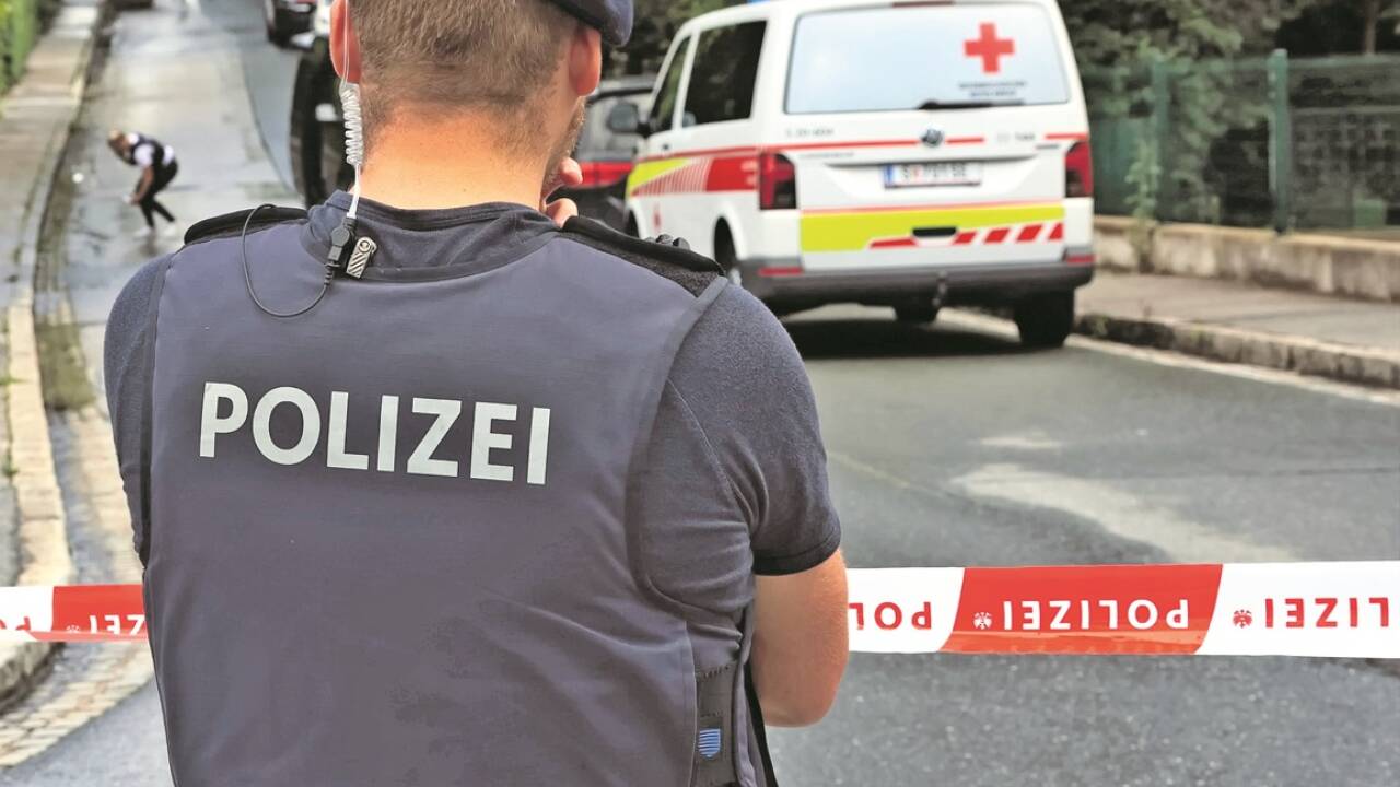 In Gnigl kam es erst am Donnerstagnachmittag zu einem Vorfall, bei dem ein mutmaßlicher Einbrecher von einem 66-jährigen Hausbesitzer mit einer Pistole tödlich verletzt wurde.  