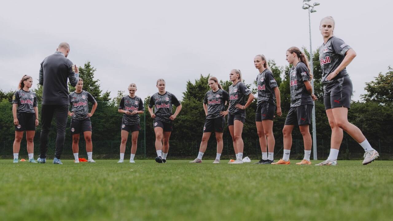 Training der Fußballerinnen von Red Bull Salzburg.  