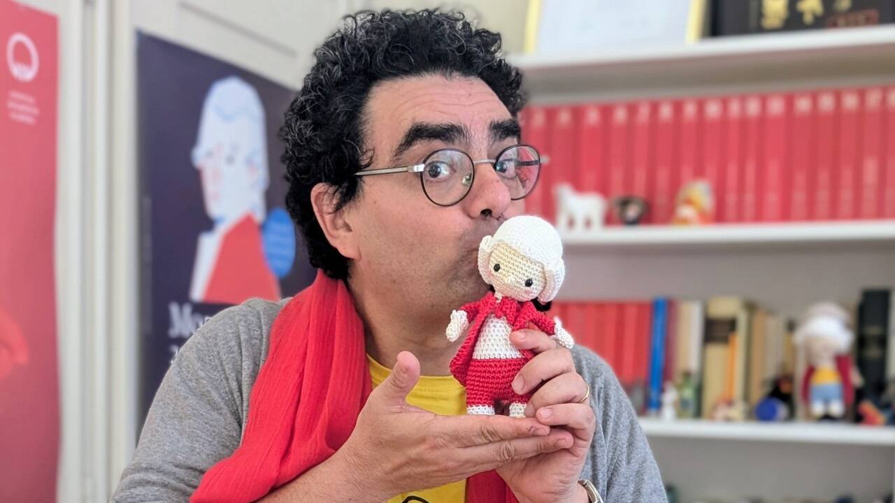 Mozart-Liebhaber Rolando Villazón bei der Aufnahme zum SN-Podcast. 
