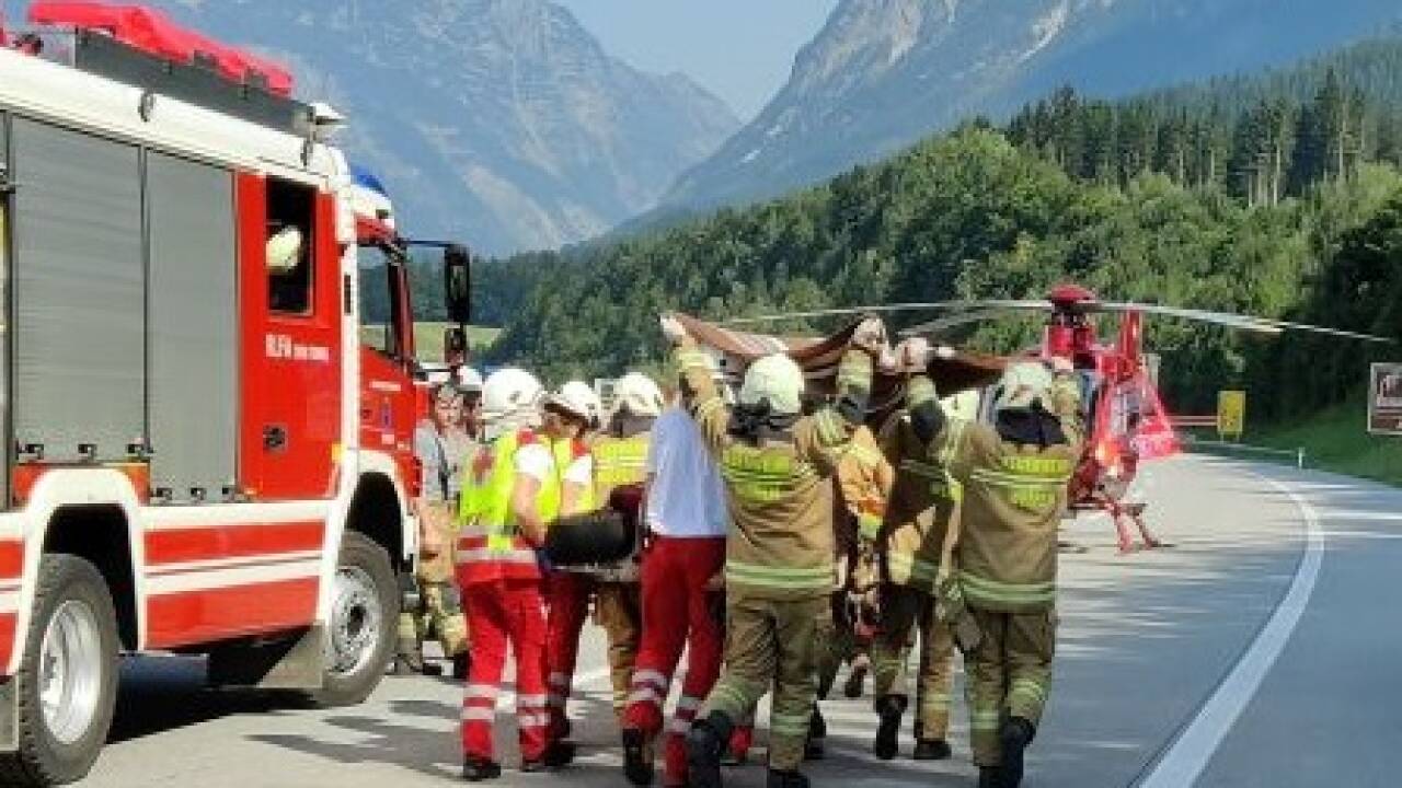 Unfallbilder der Freiwilligen Feuerwehr Pfarrwerfen. 