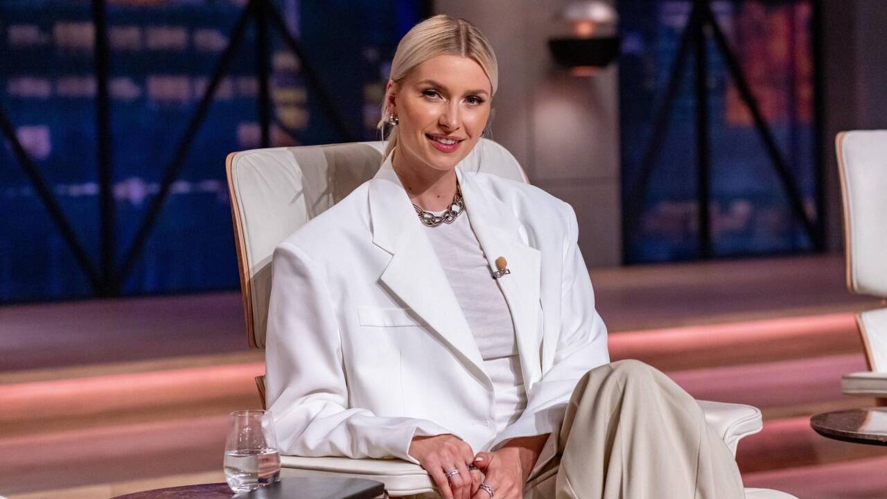  „Gast-Löwin“ Lena Gercke freut sich über ihren Einsatz. <br /> 