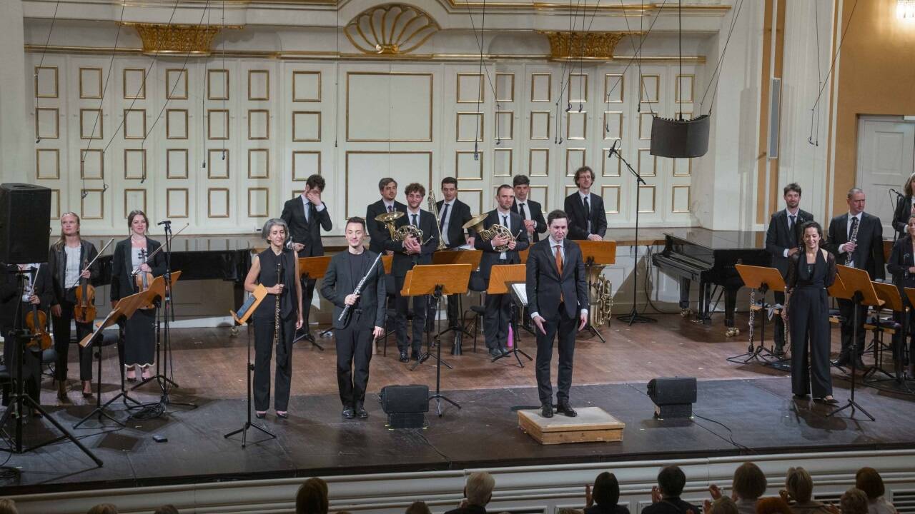 Bilder zum Konzert mit Maxime Pascal und seinem Ensemble Le Balcon in der Reihe „À Pierre“. 
