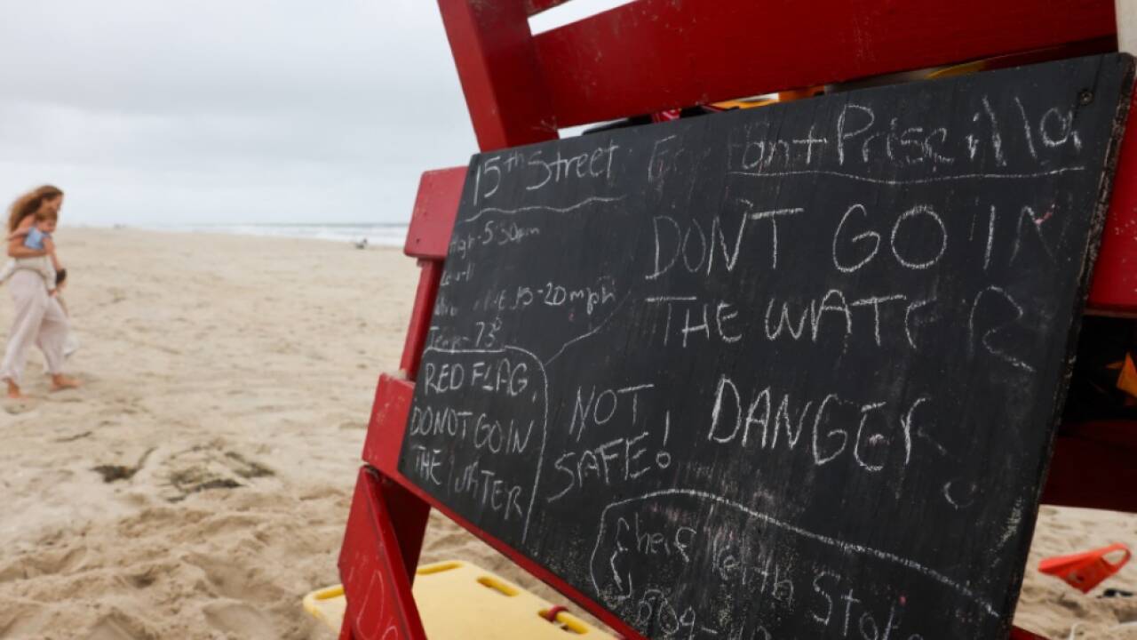 Warnungen und Evakuierungen 