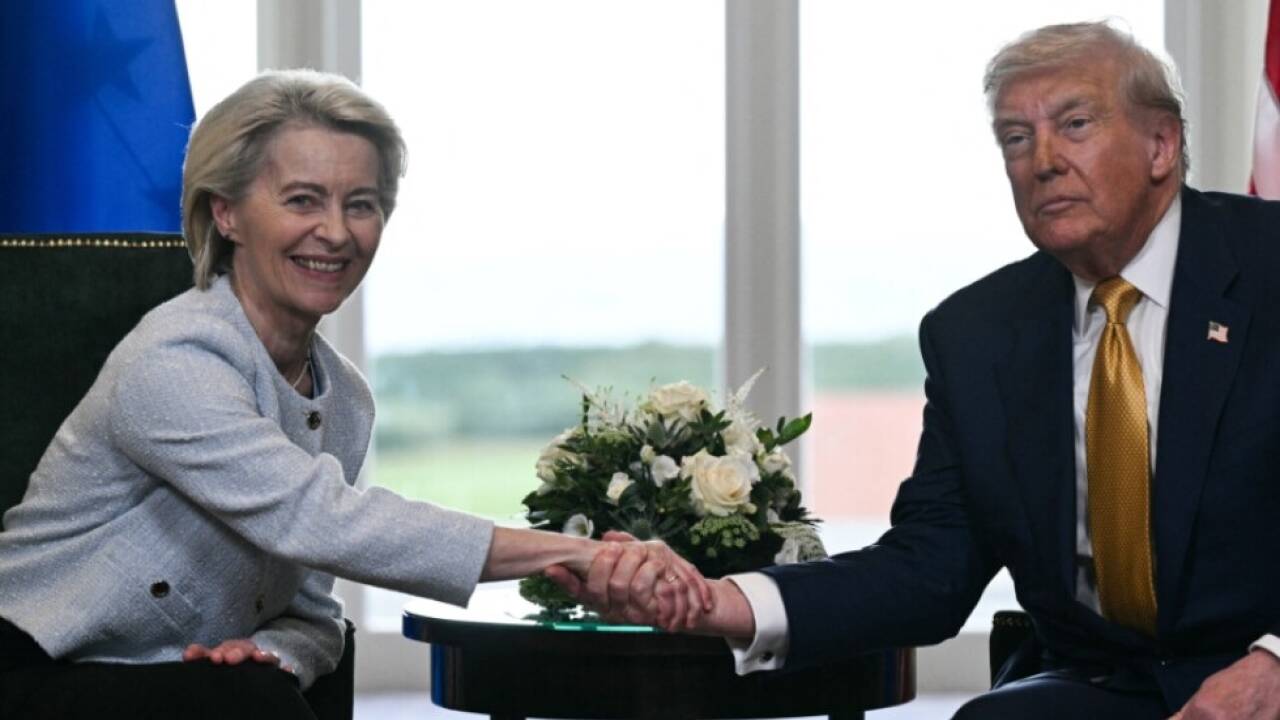 EU-Kommissionspräsidentin Ursula von der Leyen und US-Präsident Donald Trump bei einem Treffen Ende Juli 2025.  