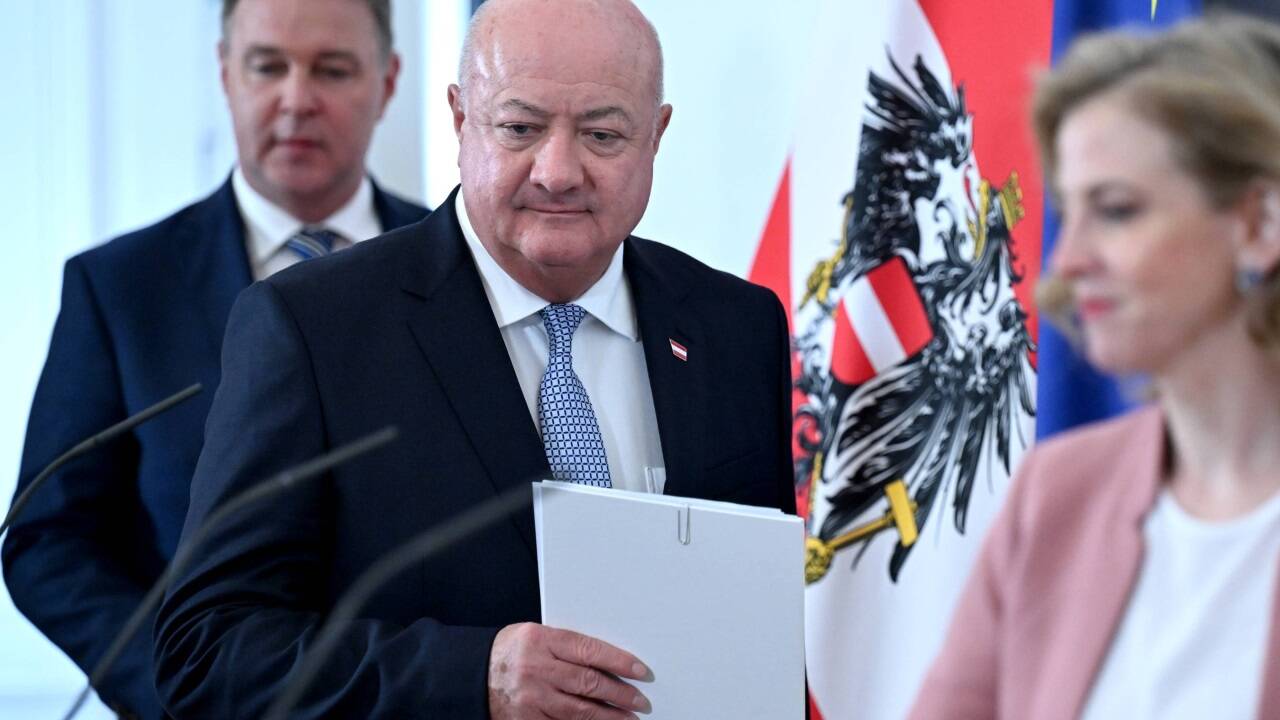 Babler, Stocker, Meinl-Reisinger müssen sich auf Pensionserhöhung für 2026 einigen. 