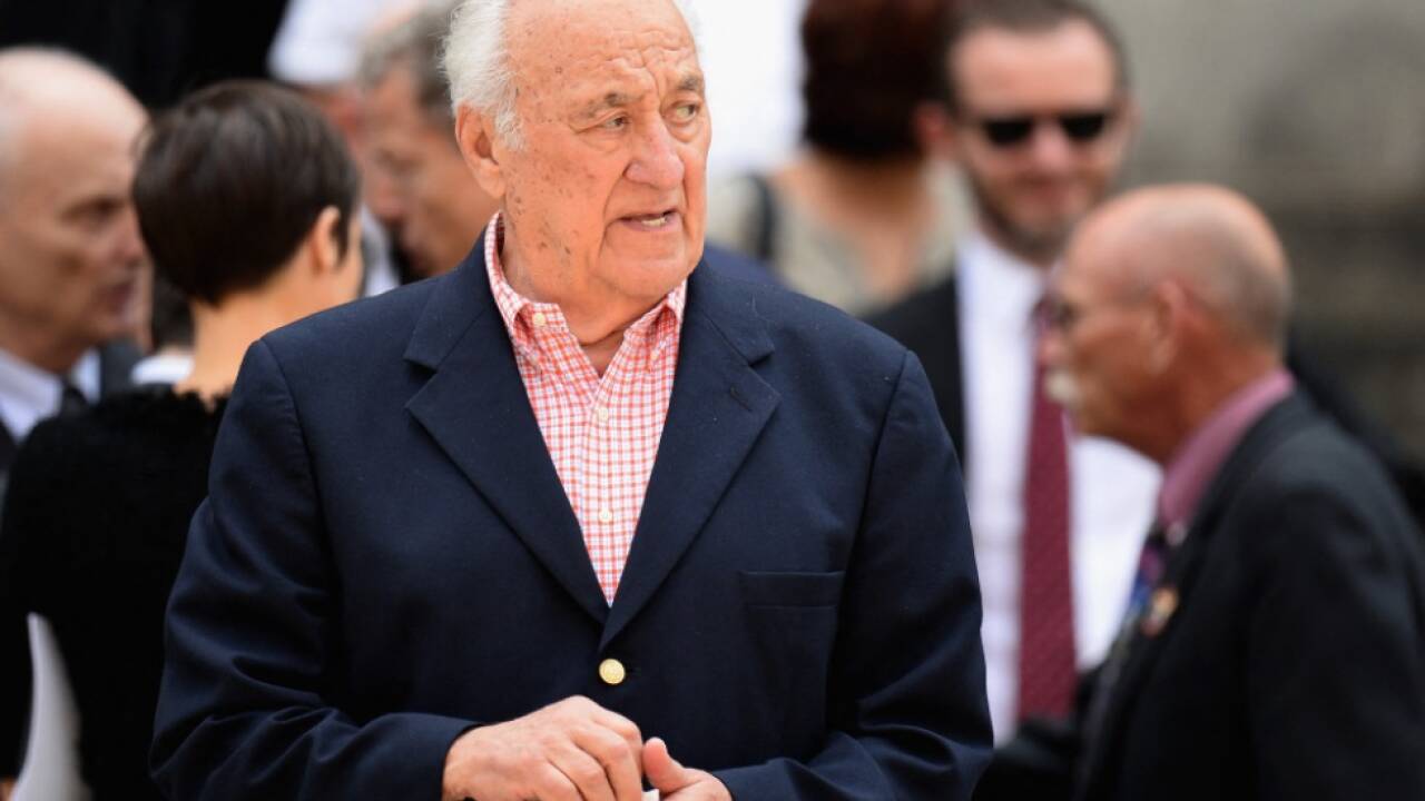 Jerry Adler begann seine Schauspiel-Karriere spät Jerry Adler begann seine Schauspiel-Karriere spät