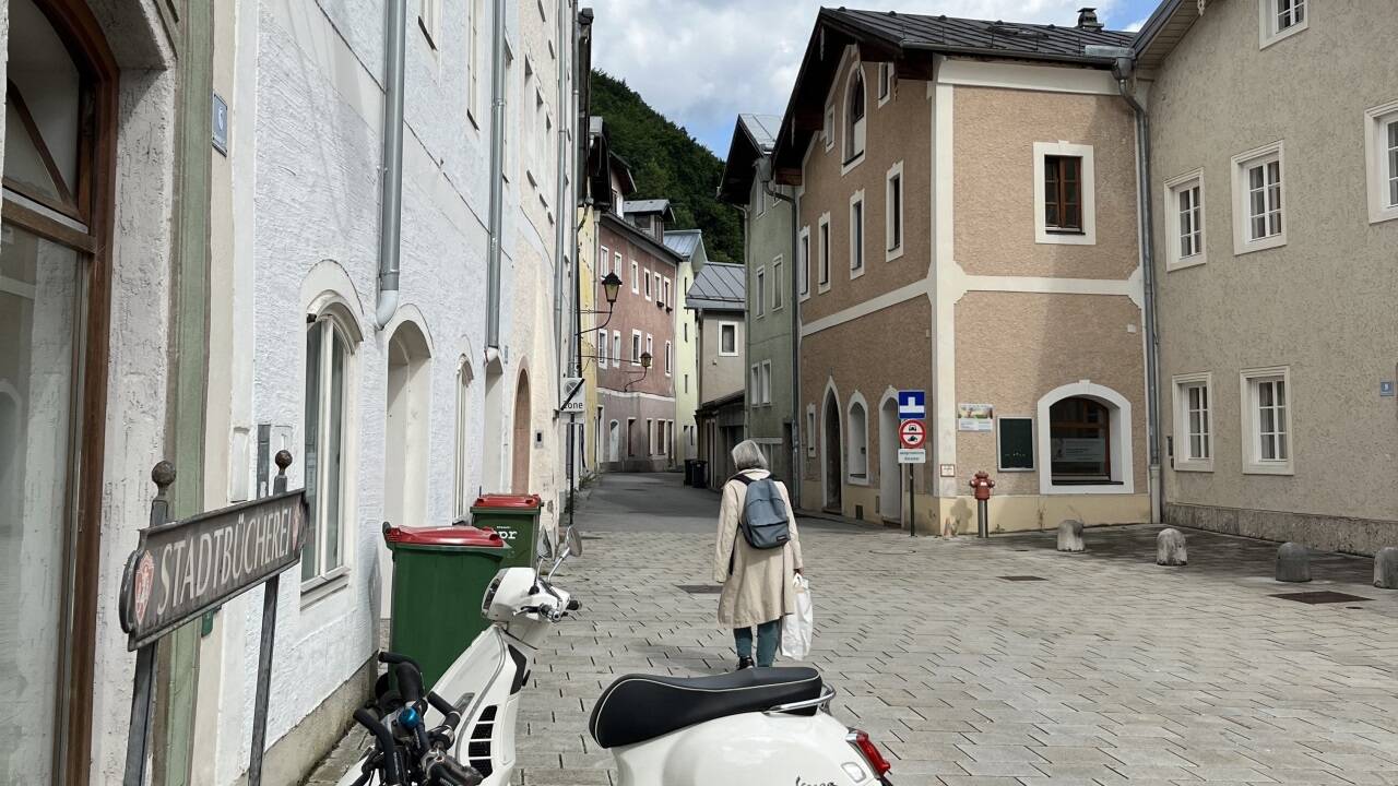 Mittelalterliches Flair in der Halleiner Altstadt. 