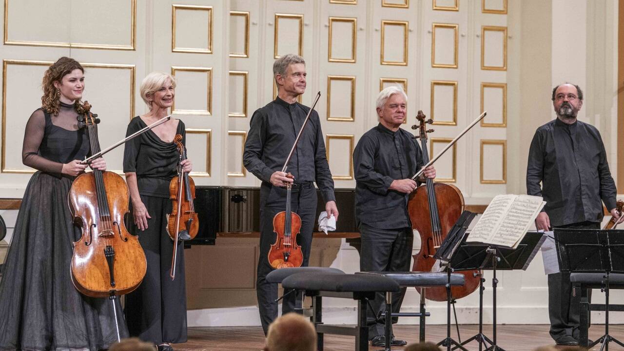 Standing Ovations für die fünf Musiker im Großen Saal des Mozarteums. 