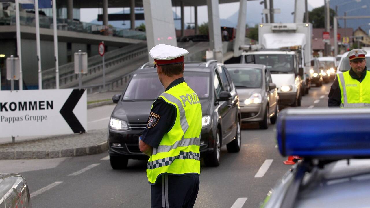 Ein Bild von August 2012: Damals traten Ableitungen beim Flughafen in Kraft. Das Ganze nannte sich Schlechtwetterregelung.   Ein Bild von August 2012: Damals traten Ableitungen beim Flughafen in Kraft. Das Ganze nannte sich Schlechtwetterregelung.