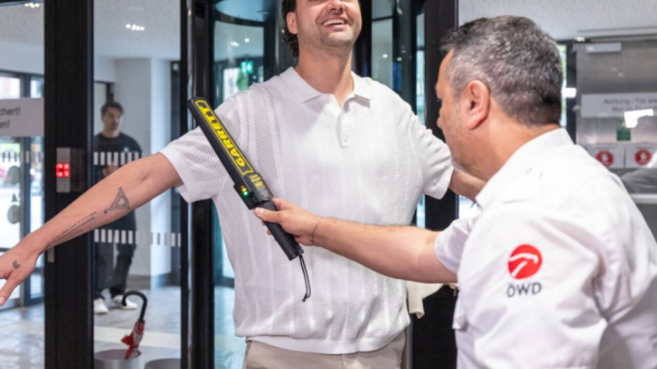 Ochsenknecht darf Österreich seinem Prozess wieder verlassen 