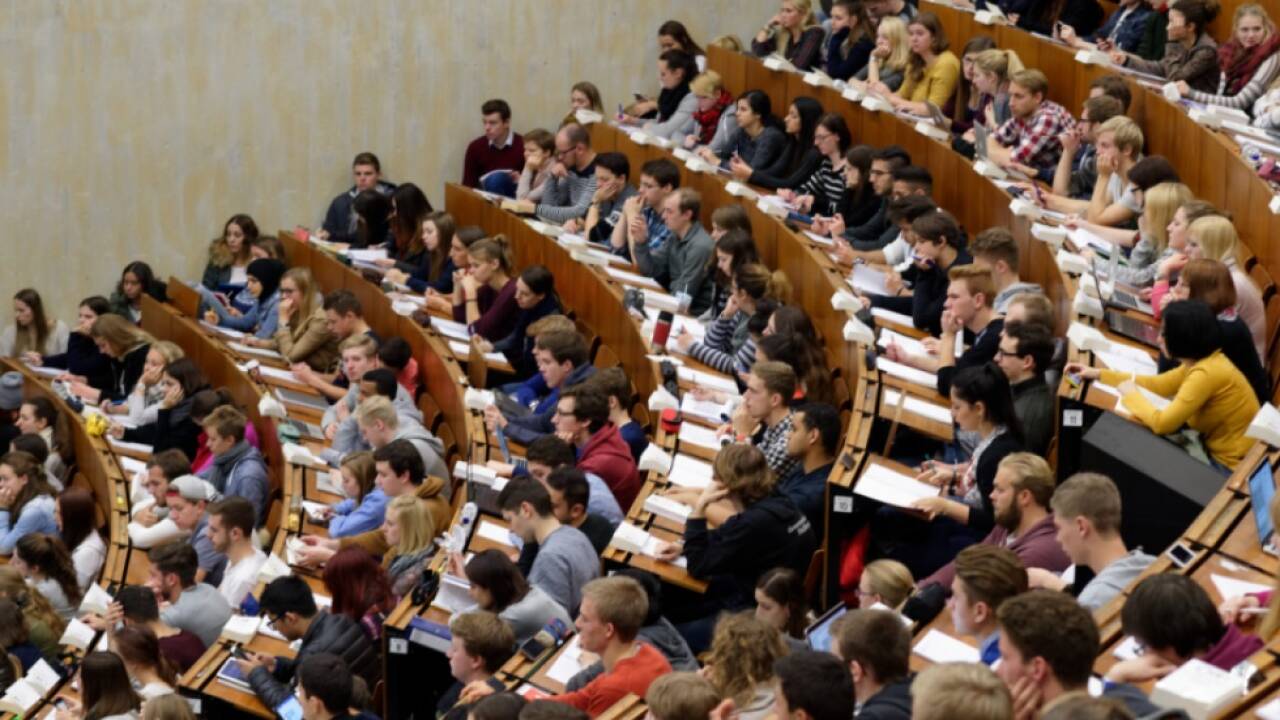 Die Hörsäle sind gut gefüllt 