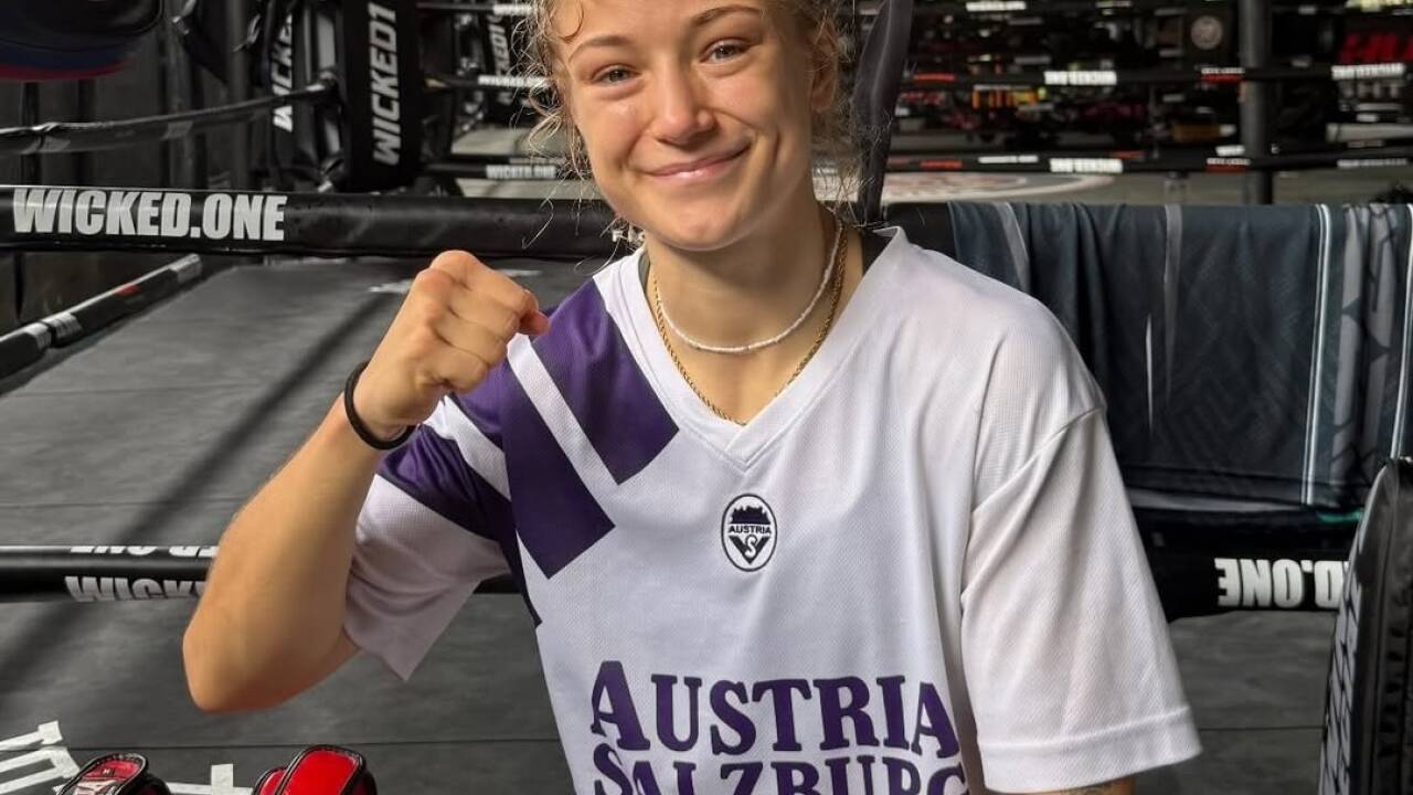 Stella Hemetsberger bereitete sich in Phuket auf ihren WM-Kampf im Muay-Thai-Boxen vor.  
