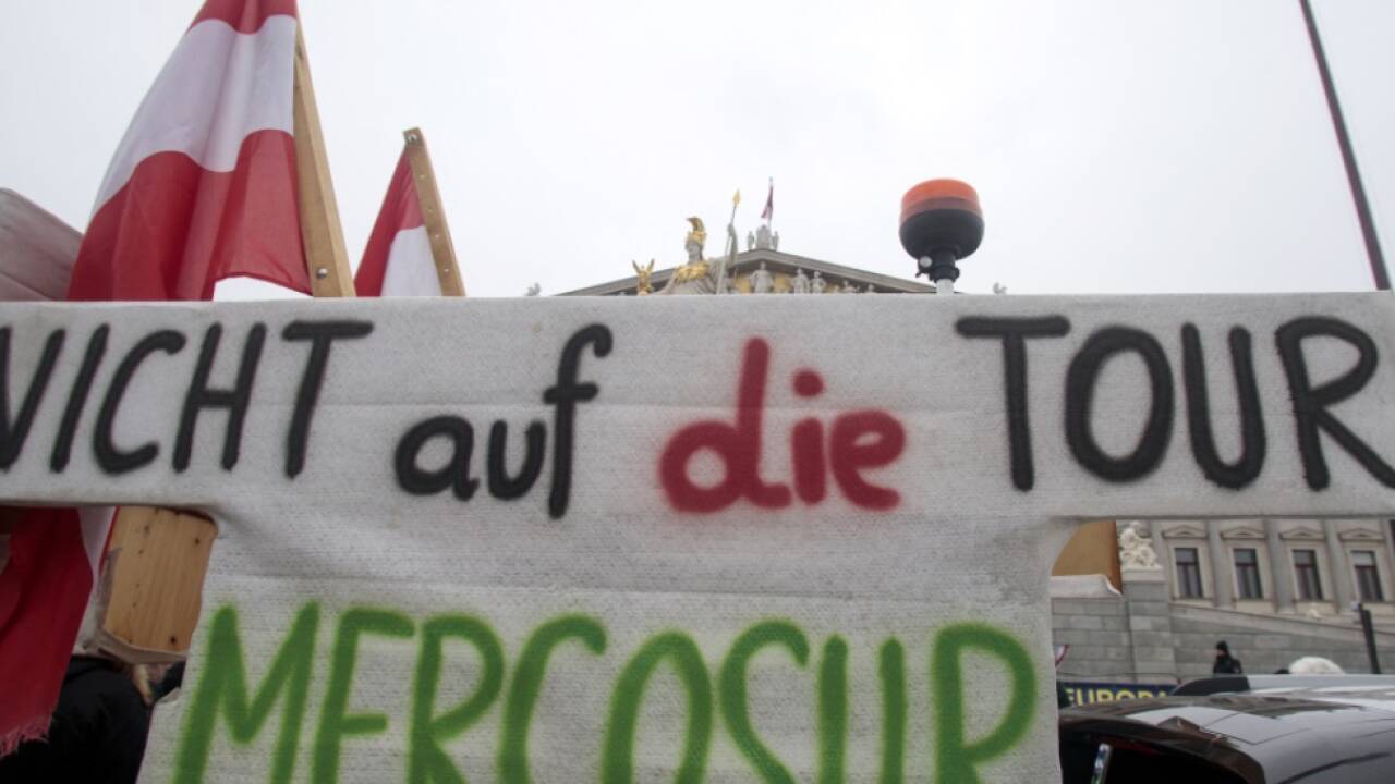 EU-Kommission gibt grünes Licht für das umstrittene Abkommen 