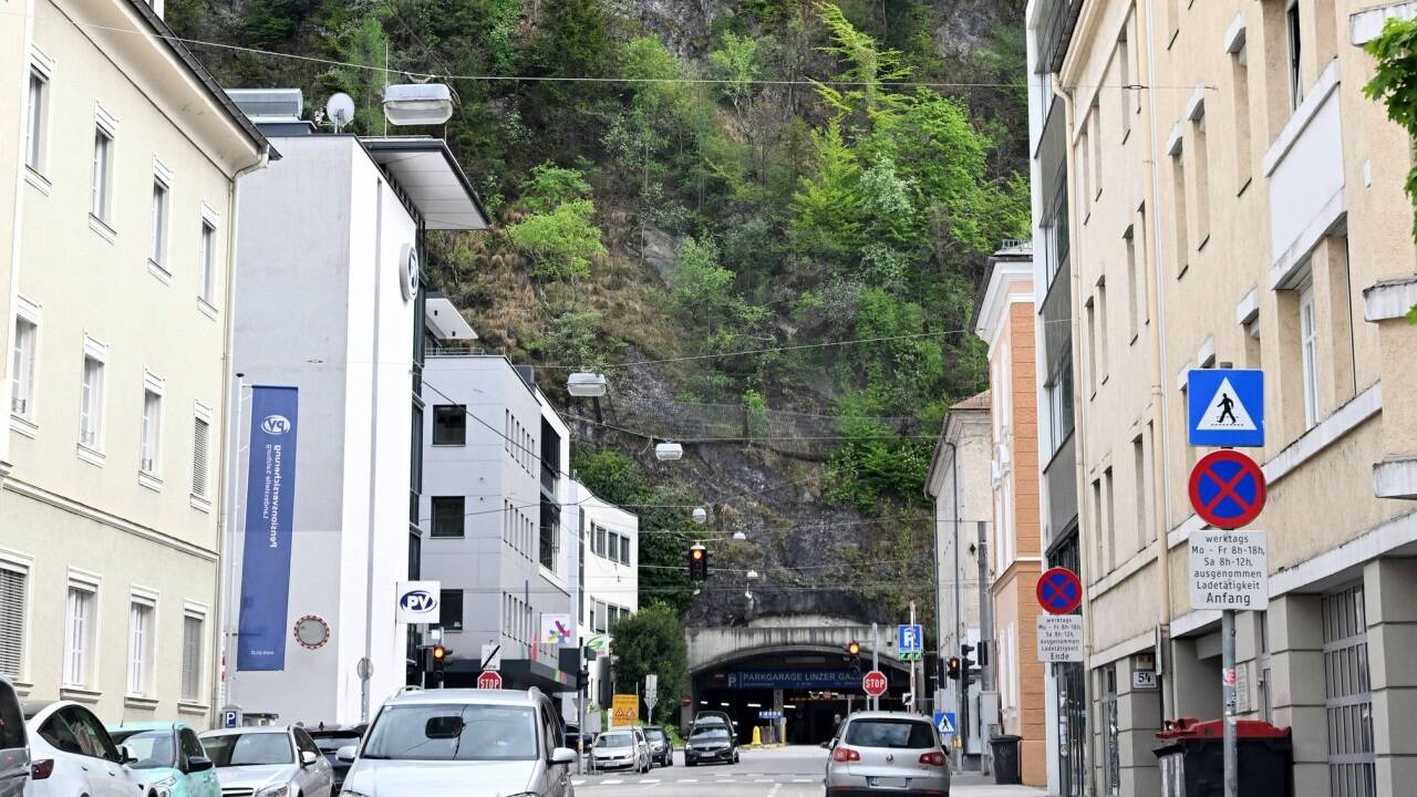 Im Planungsausschuss der Stadt Salzburg am Donnerstag war der geplante Porsche-Tunnel auf den Kapuzinerberg Thema Nummer eins. Im Planungsausschuss der Stadt Salzburg am Donnerstag war der geplante Porsche-Tunnel auf den Kapuzinerberg Thema Nummer eins.