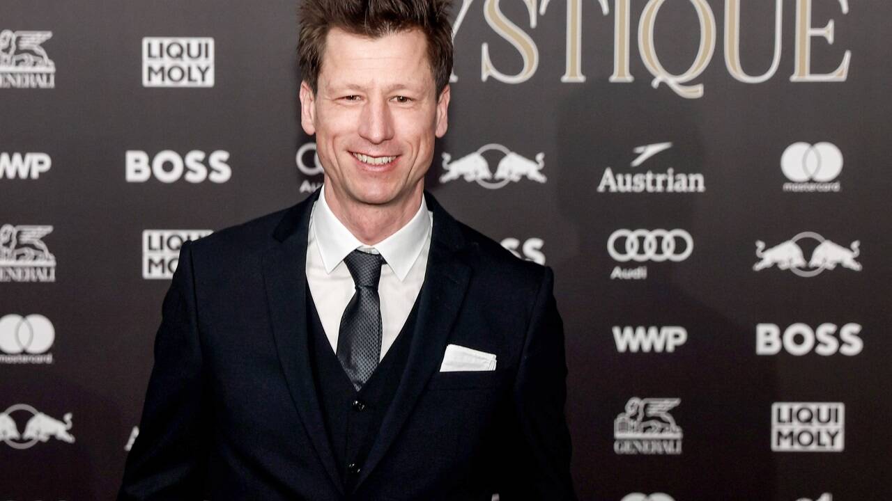 Skiweltmeister Hannes Reichelt darf sich freuen. 
