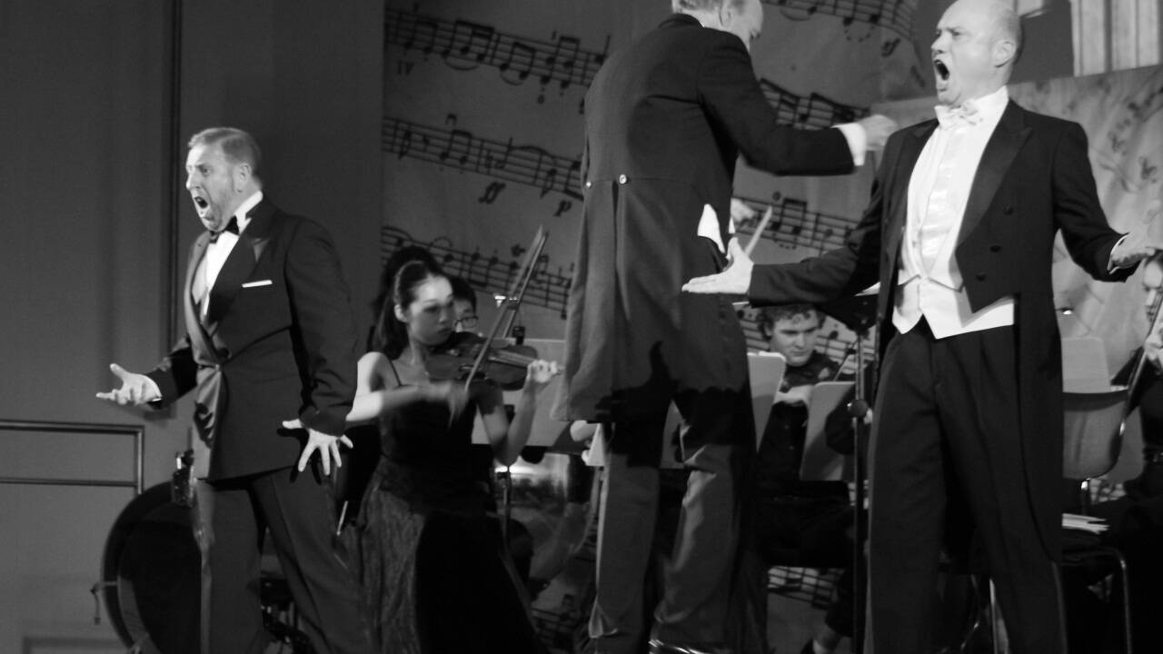 Grandiose Stimmen erwarten Sie beim Oper im Berg Festival. 