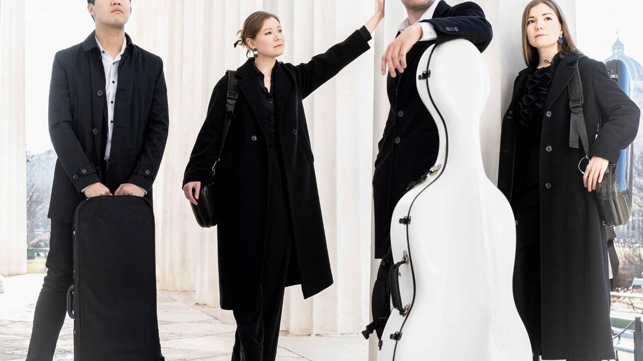 Virtuos, leidenschaftlich und voller Entdeckungen: Das gefeierte Ineo Quartett – Nadia u. Liuba Kalmykova (Violinen), Anuschka Pedano (Viola) und Constantin Siepermann (Violoncello) musiziert gemeinsam mit der brillanten Pianistin Kasumi Yui. 