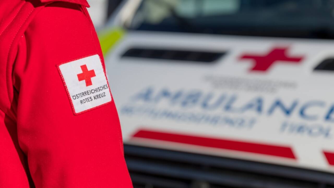 Der 72-Jährige wurde ins Krankenhaus gebracht Der 72-Jährige wurde ins Krankenhaus gebracht