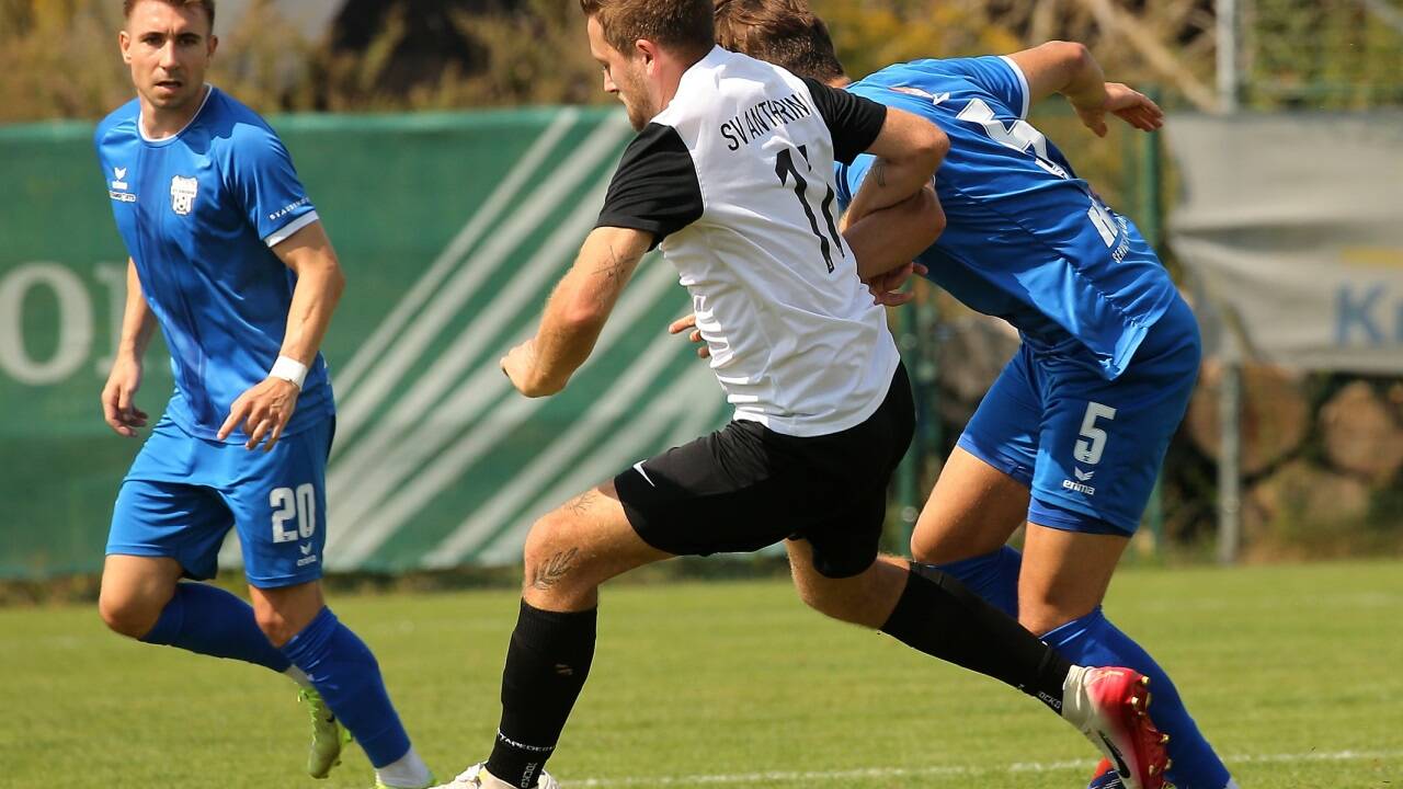 Dicker-Festspiele-in-der-Salzburger-Liga-Torj-ger-entscheidet-Duell-der-Abstiegskandidaten