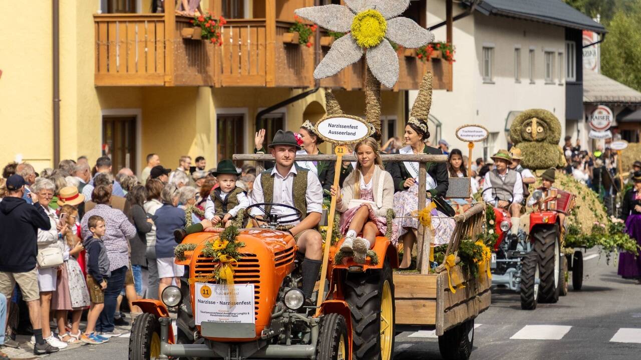 Die Narzissenköniginnen schickten Grüße aus dem benachbarten Salzkammergut. 