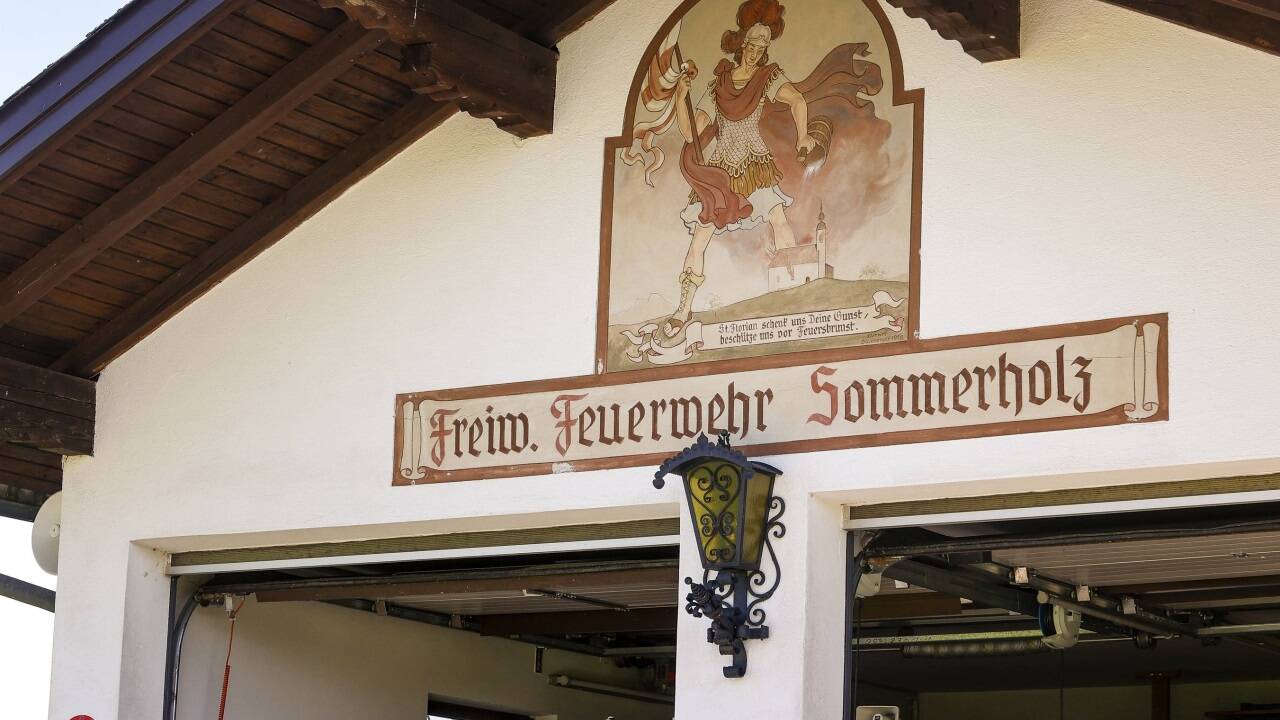 Die Feuerwehr setzt sich für den Neubau der 1977 errichteten Zeugstätte in Sommerholz ein. Den Löschzug gibt es seit 1948, nachdem ein Jahr zuvor die Filialkirche abgebrannt war.  