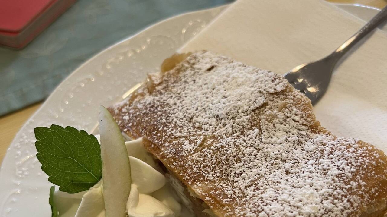 Apfelstrudel vom Kobler. 