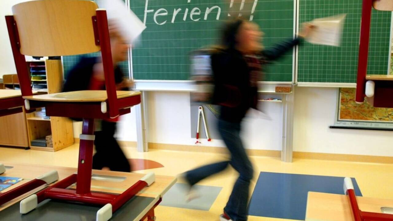 Nach den Sommerferien ist vor den Herbstferien. Nach den Sommerferien ist vor den Herbstferien.