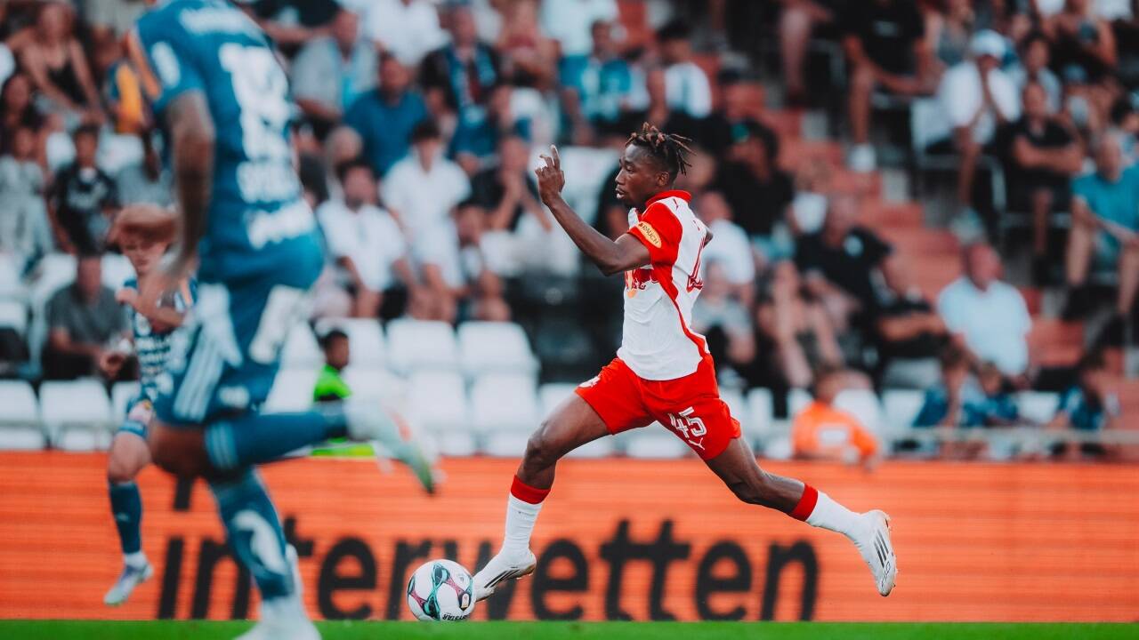 Ex-Bulle Dorgeles Nene tanzt künftig nach der Pfeife von Neo-Trainer Domenico Tedesco. 
