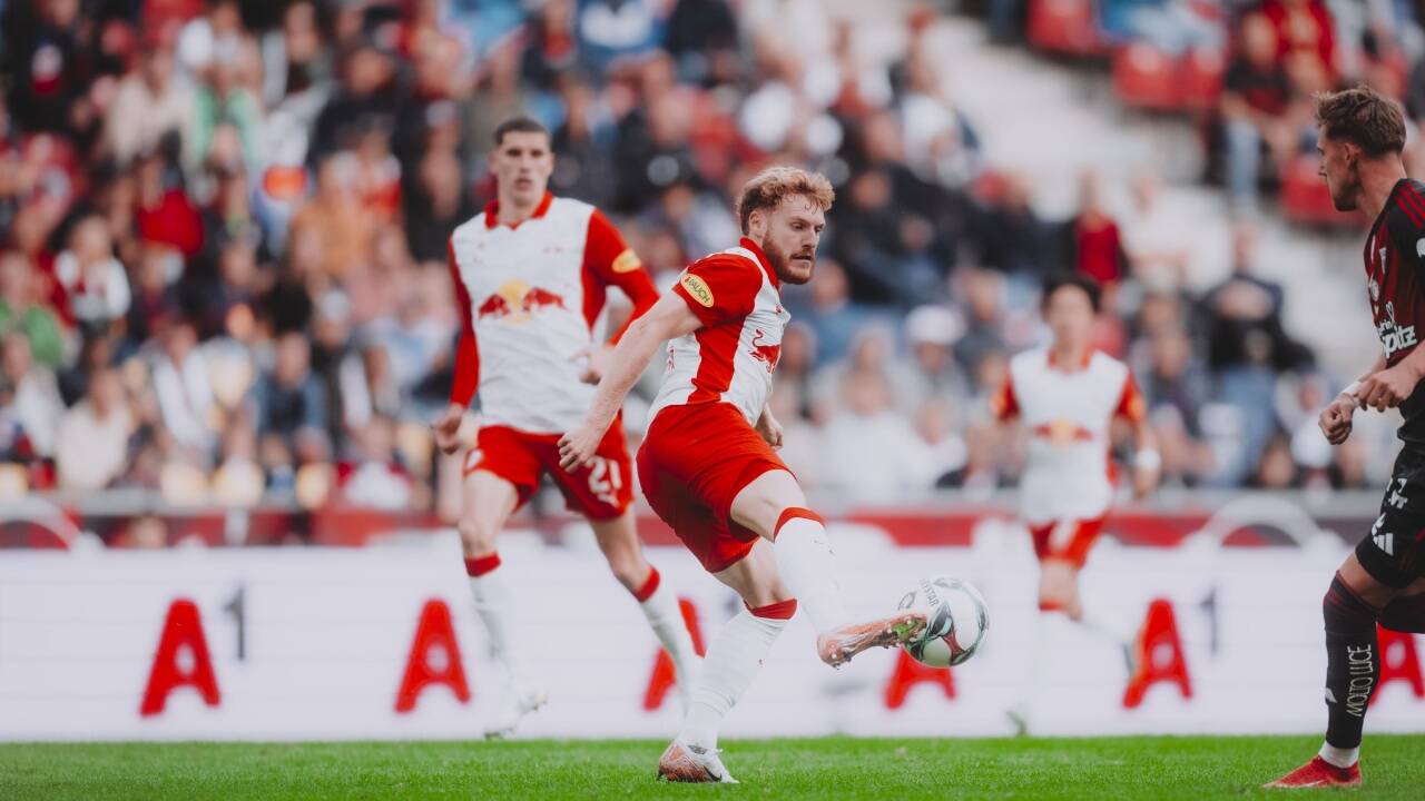 Der FC Red Bull Salzburg empfängt Rapid Wien zum Schlagabtausch um wichtige Punkte in der Bundesliga. 
