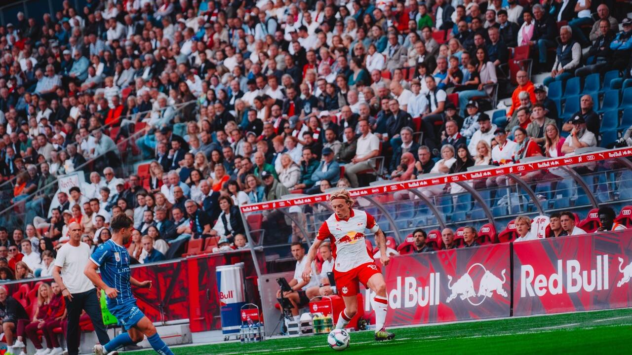 Der FC Red Bull Salzburg empfängt Rapid Wien zum Schlagabtausch um wichtige Punkte in der Bundesliga. 