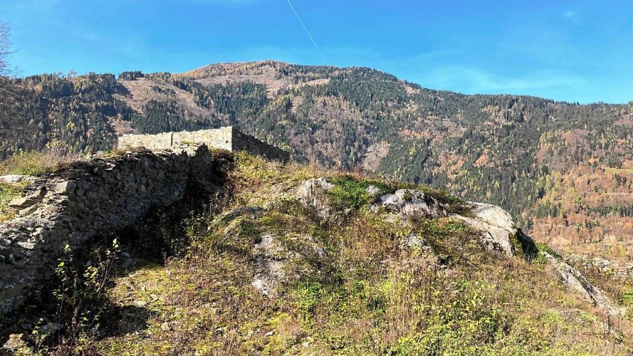 Sachsenburg im Drautal.  