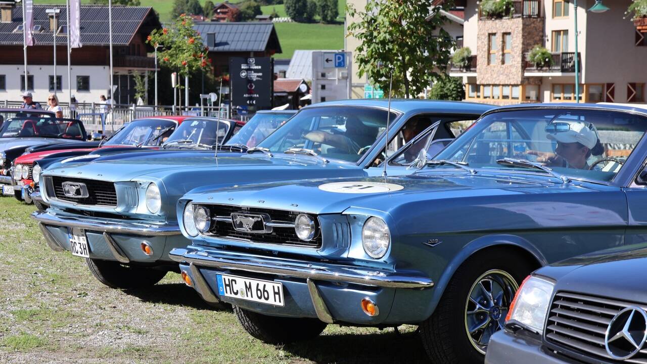 Drei Tage lang erkunden die 70 Teilnehmer der Salzburger-Land-Klassik das Bundesland. Ausgangspunkt ist in Wagrain.  