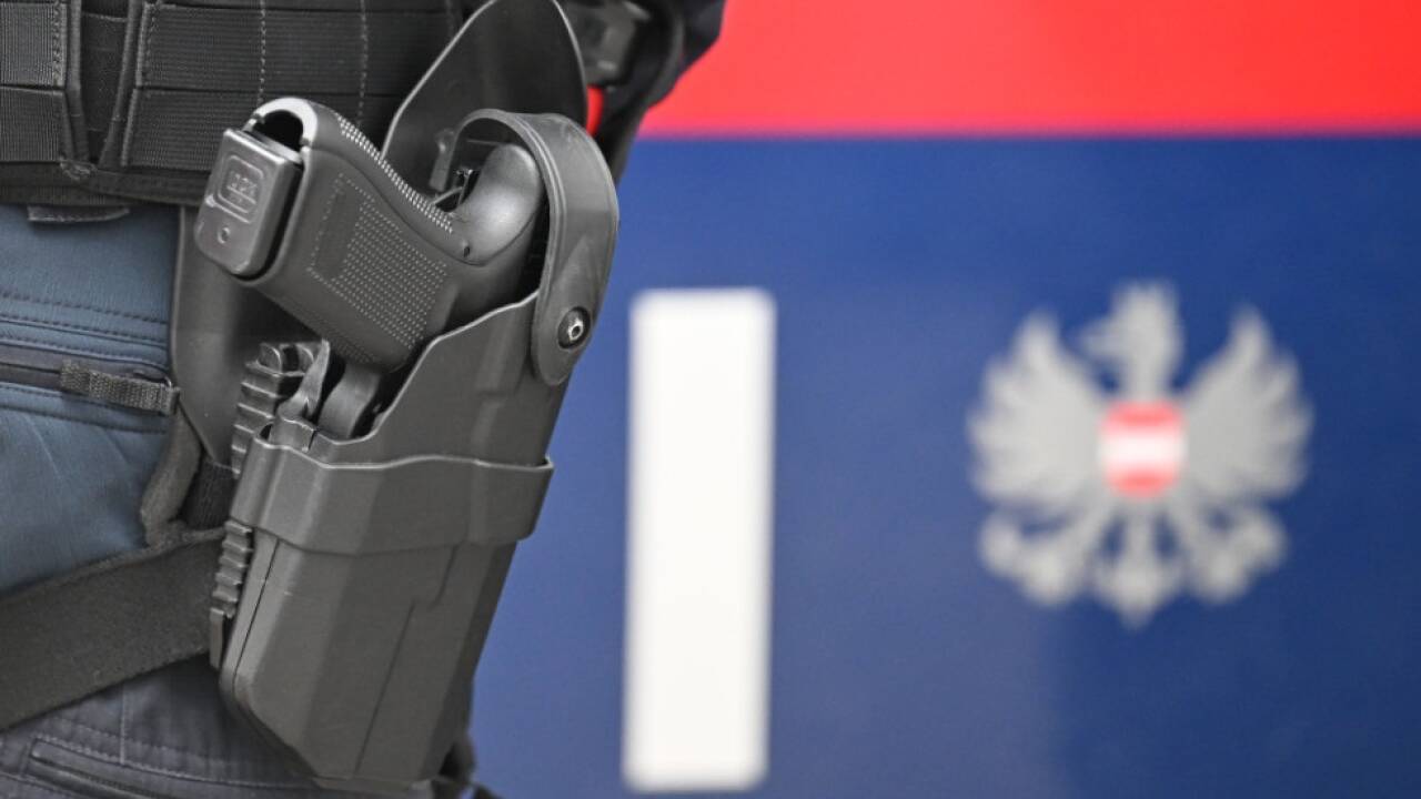 61-Jähriger wurde von Polizist lebensgefählrich verletzt 61-Jähriger wurde von Polizist lebensgefählrich verletzt