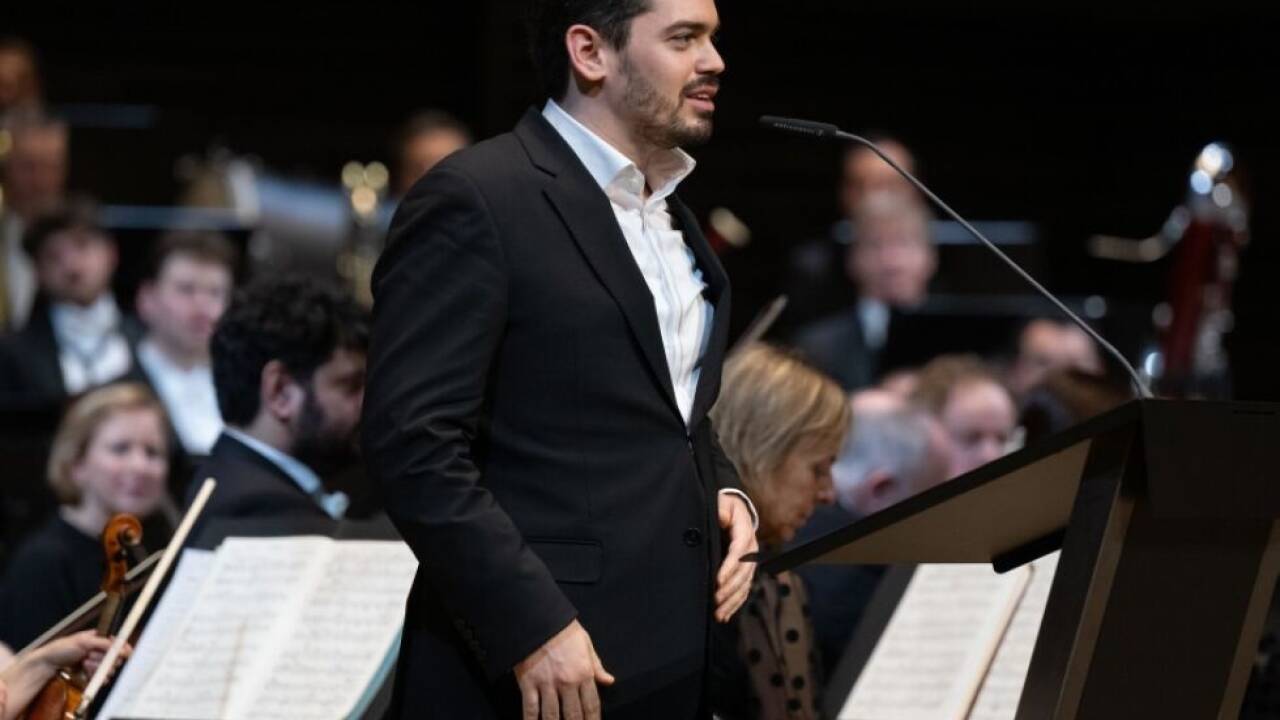 An der Ausladung von Lahav Shani wird weiter Kritik geübt 