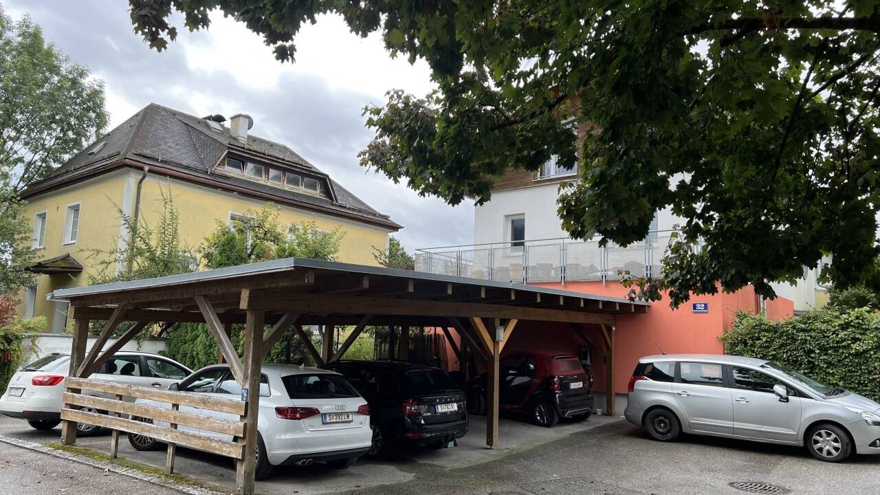 Carports brauchen viel Platz. 
