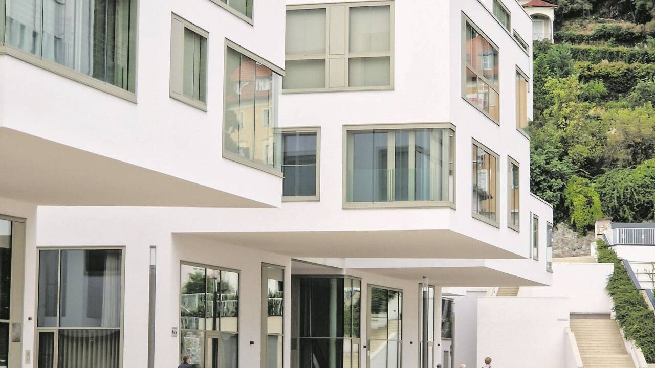 Mehrere Wohnungen und Geschäftsflächen im Projekt Imbergplatzstehen leer. 