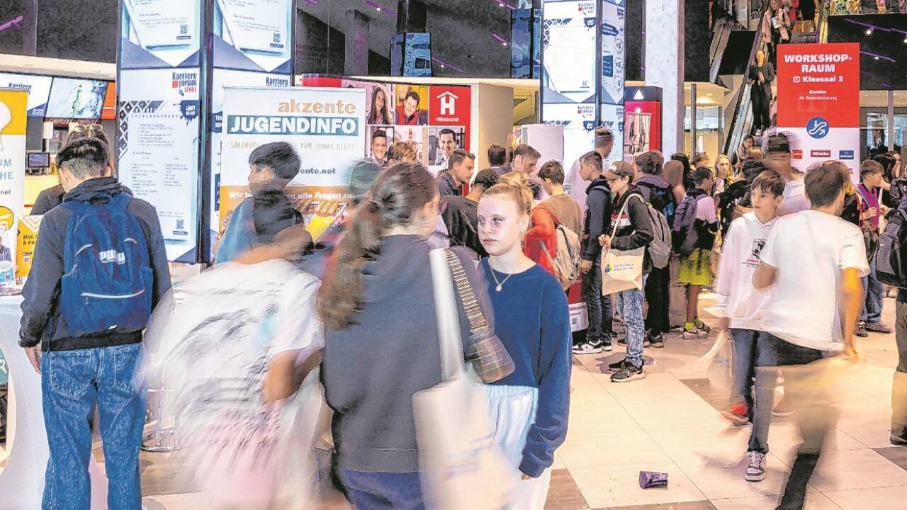 Lehrstellen kennenlernen: vor Ort im Kino und digital im Livestream.  